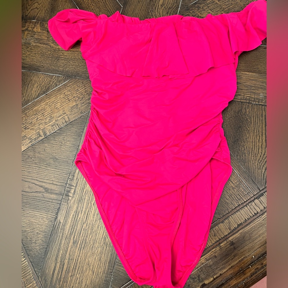 Women’s Hot Pink Ruched off the shoulder La Blanca One Piece Swimsuit Size 14